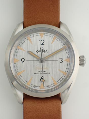 オメガ シーマスター レイルマスター コーアクシャル マスター クロノメーター 40mm220.12.40.20.06.001